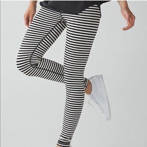 🎃 RARE Lululemon Black Angel Wing Stripe Leggings